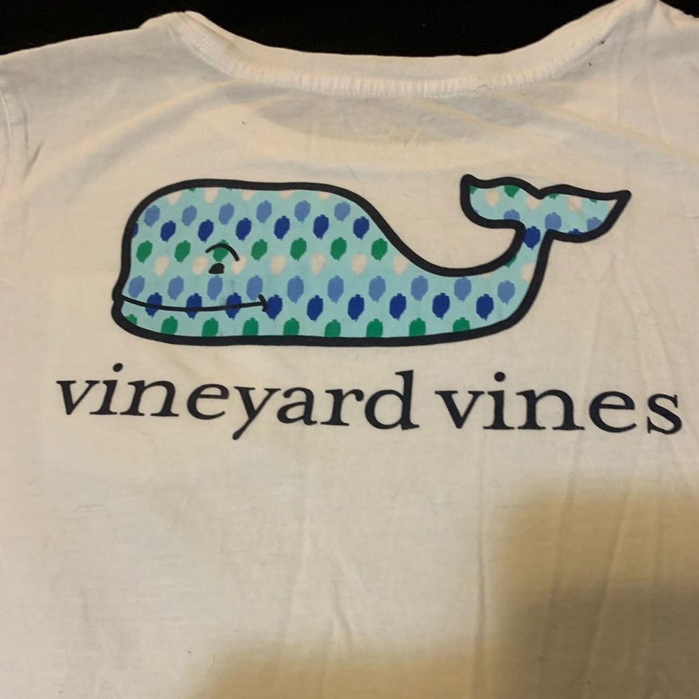 Vineyard Vines t-shirt - Picture 2 of 3